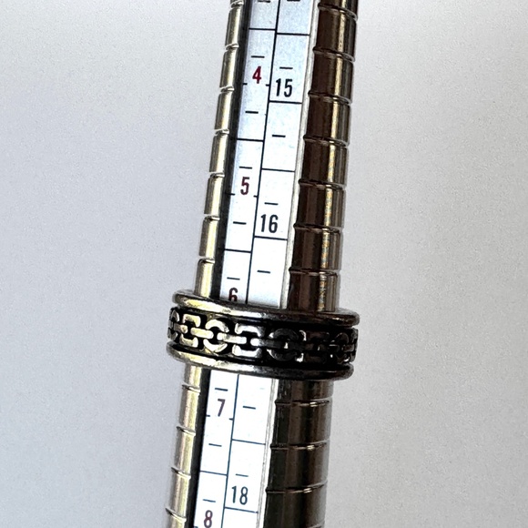 Set of 2 Rings, Size 6 1/2, Vintage Stacking Rings, Silver, Black - Picture 7 of 13